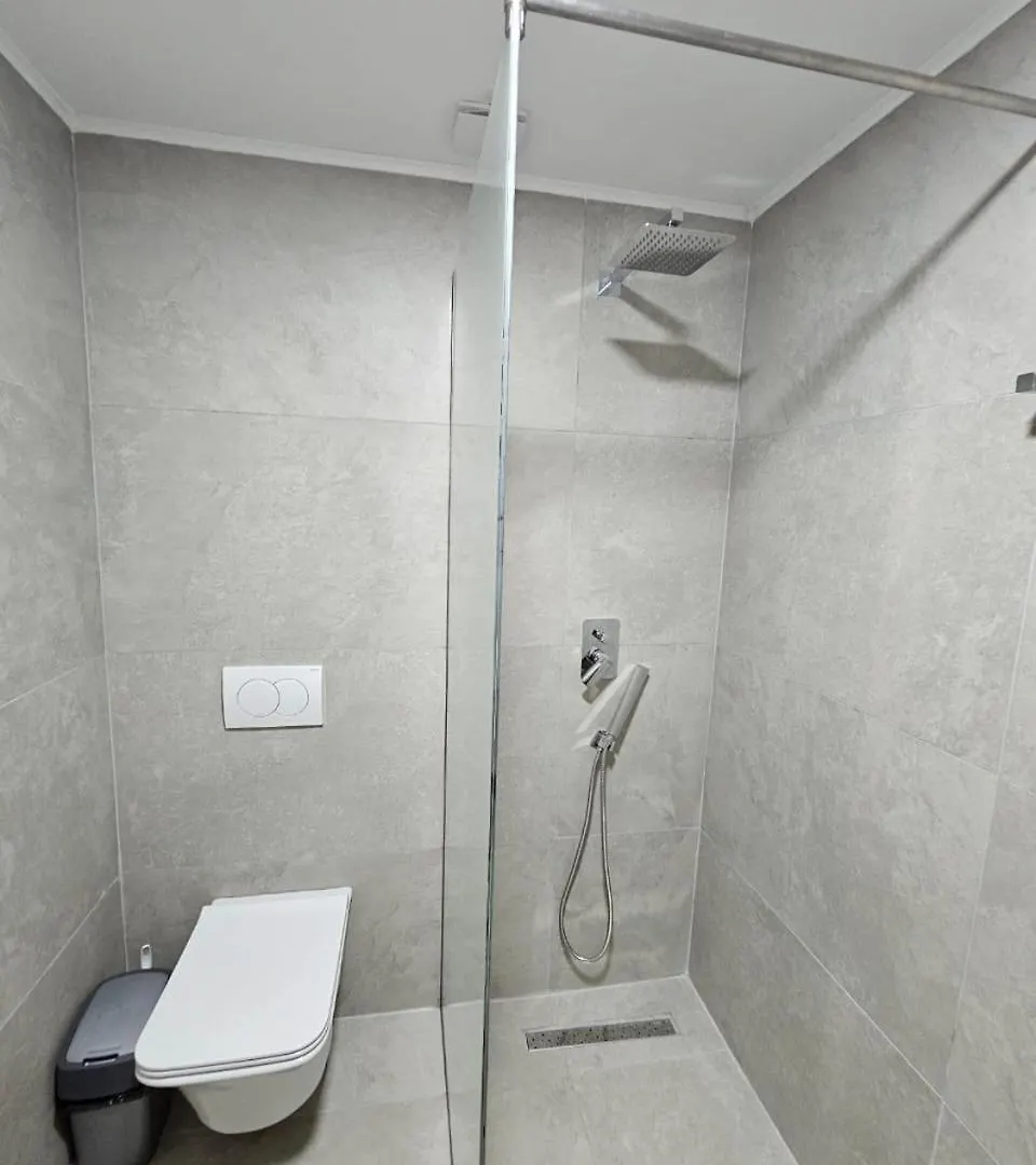 Hotel Petro Avlonya